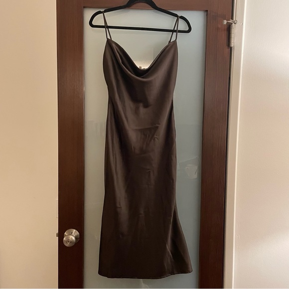 NWOT Meshki Tabitha cowl neck midi dress brown - Picture 3 of 9